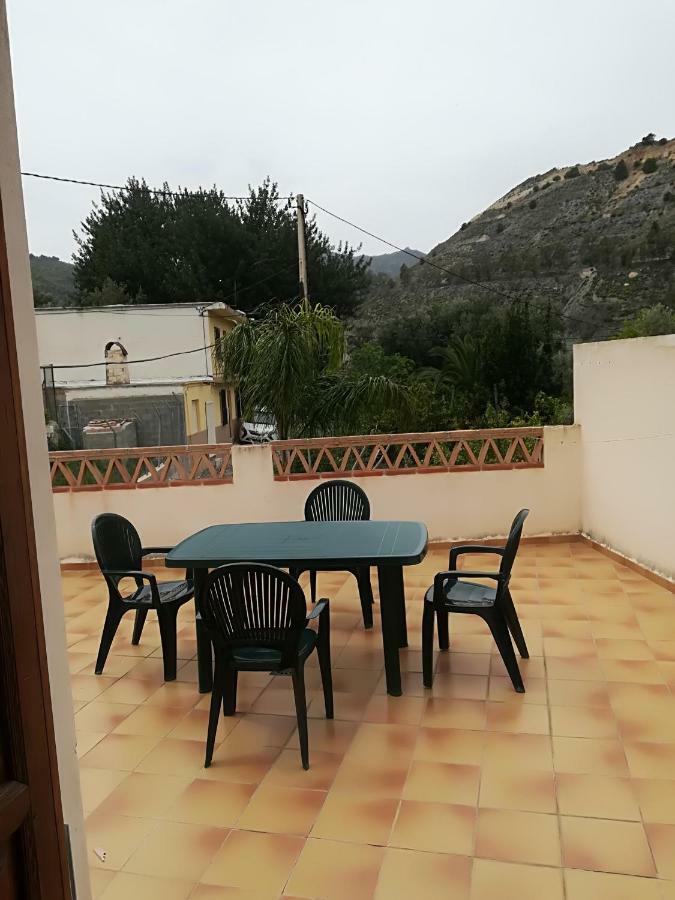 Acebuches Pergar Descanso-15 Minutos Playa-Puerto-Motril Ferry المظهر الخارجي الصورة
